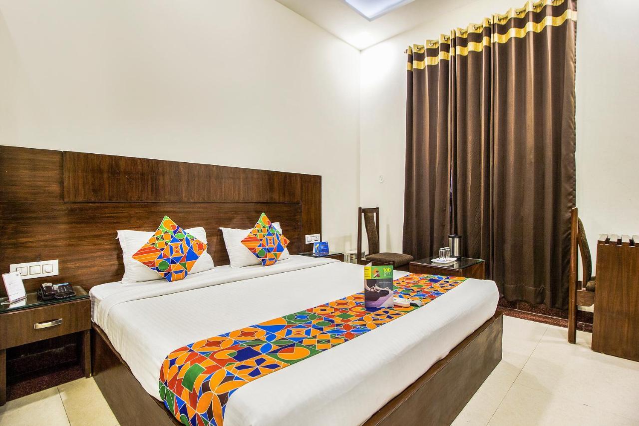 Fabhotel Kk Continental Albert Rd Amritsar Exteriér fotografie