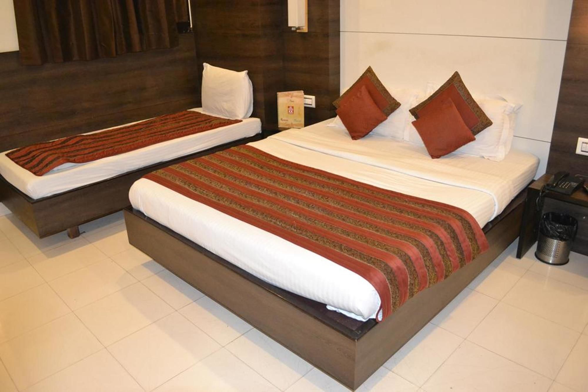 Fabhotel Kk Continental Albert Rd Amritsar Exteriér fotografie